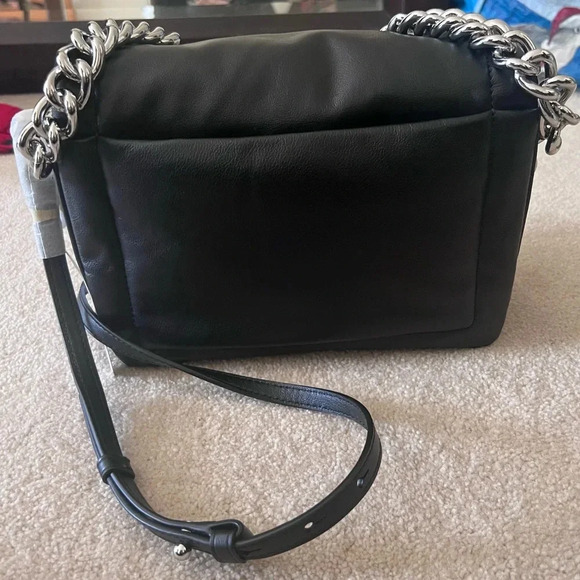 Marc Jacobs leather crossbody pillow Bag RETAIL 450.00 - Picture 2 of 7
